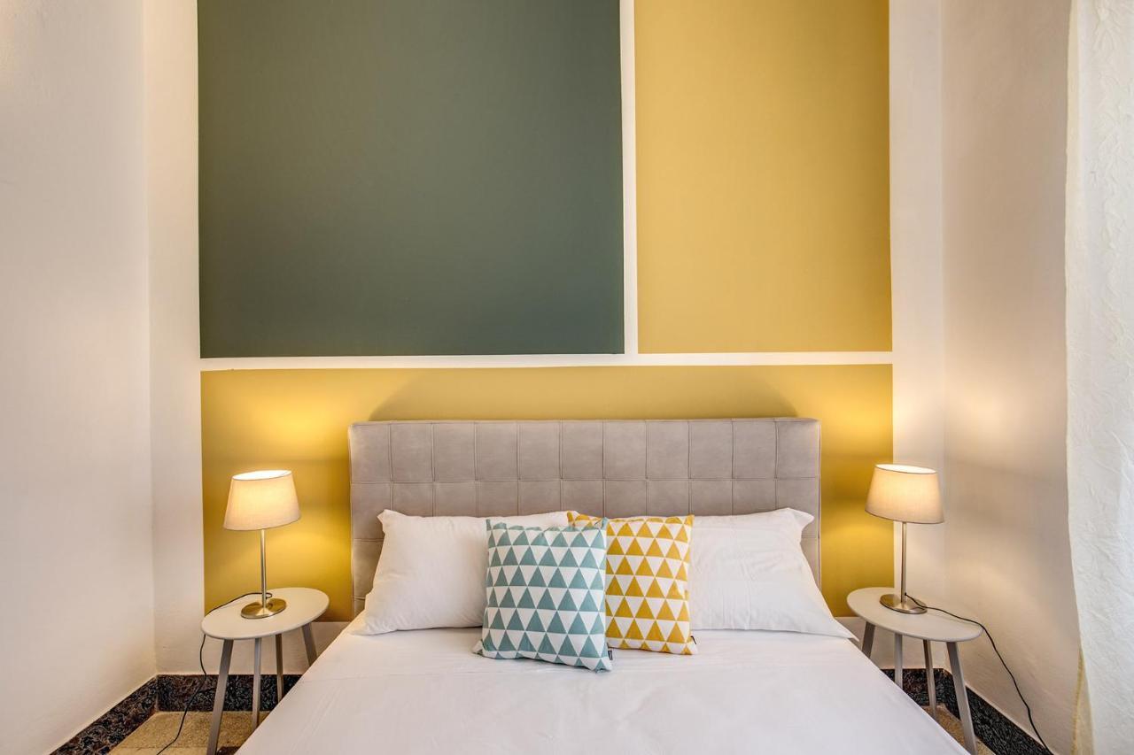 Aweshomeitaly - Bay Windows Apartment ลาสเปเซีย ภายนอก รูปภาพ