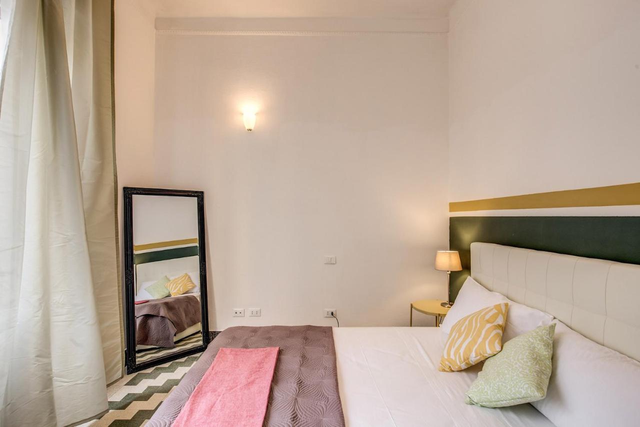 Aweshomeitaly - Bay Windows Apartment ลาสเปเซีย ภายนอก รูปภาพ