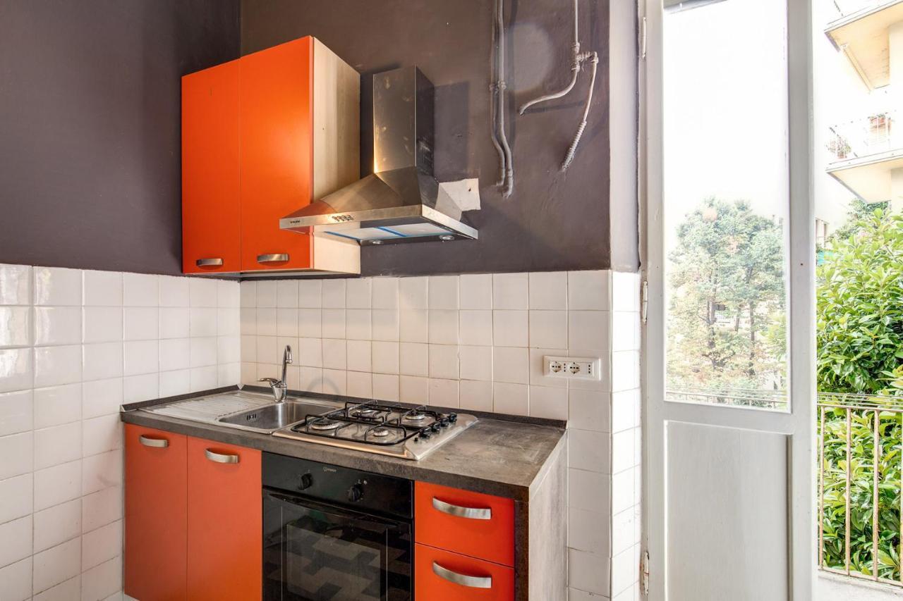 Aweshomeitaly - Bay Windows Apartment ลาสเปเซีย ภายนอก รูปภาพ