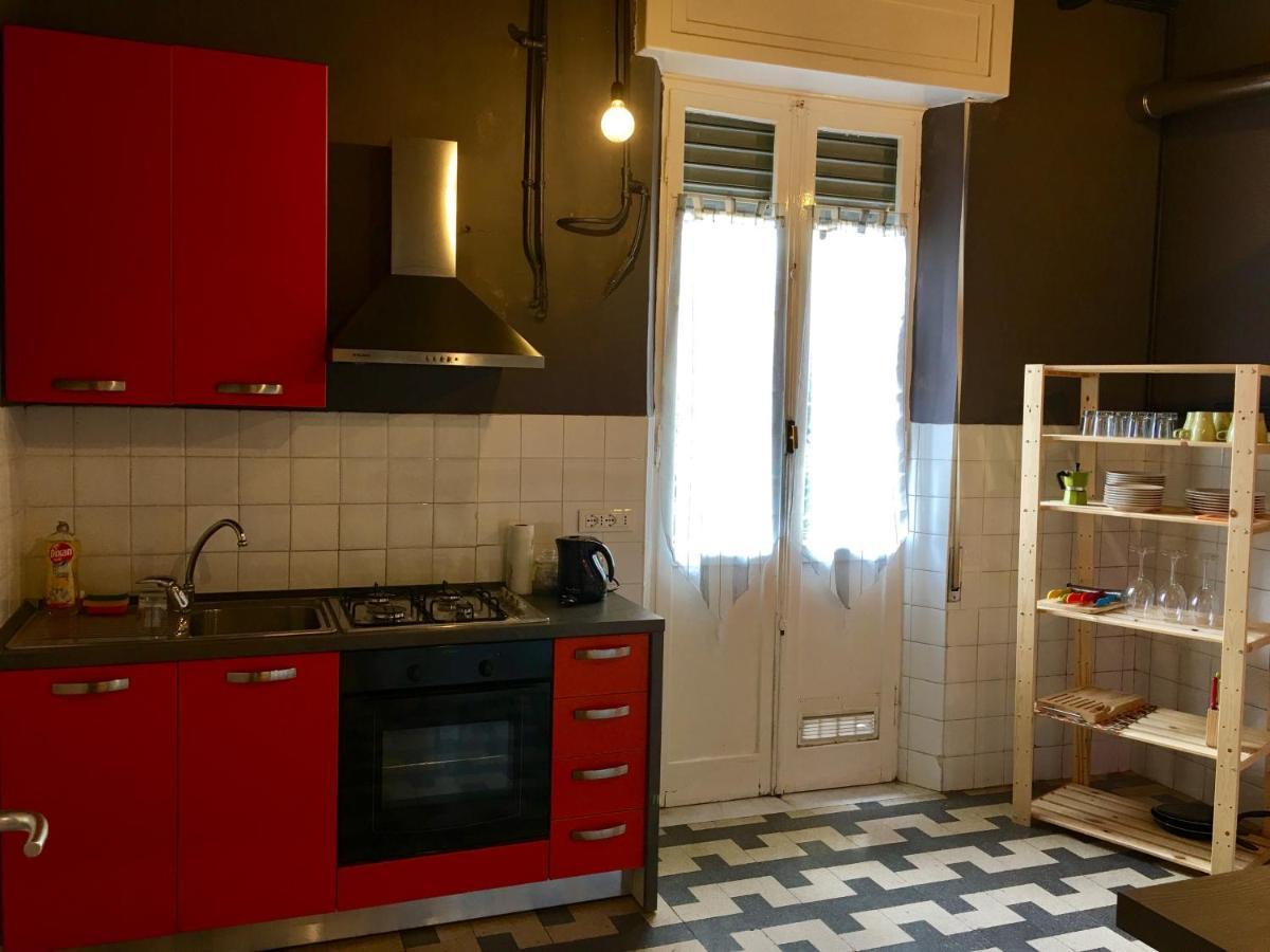 Aweshomeitaly - Bay Windows Apartment ลาสเปเซีย ภายนอก รูปภาพ