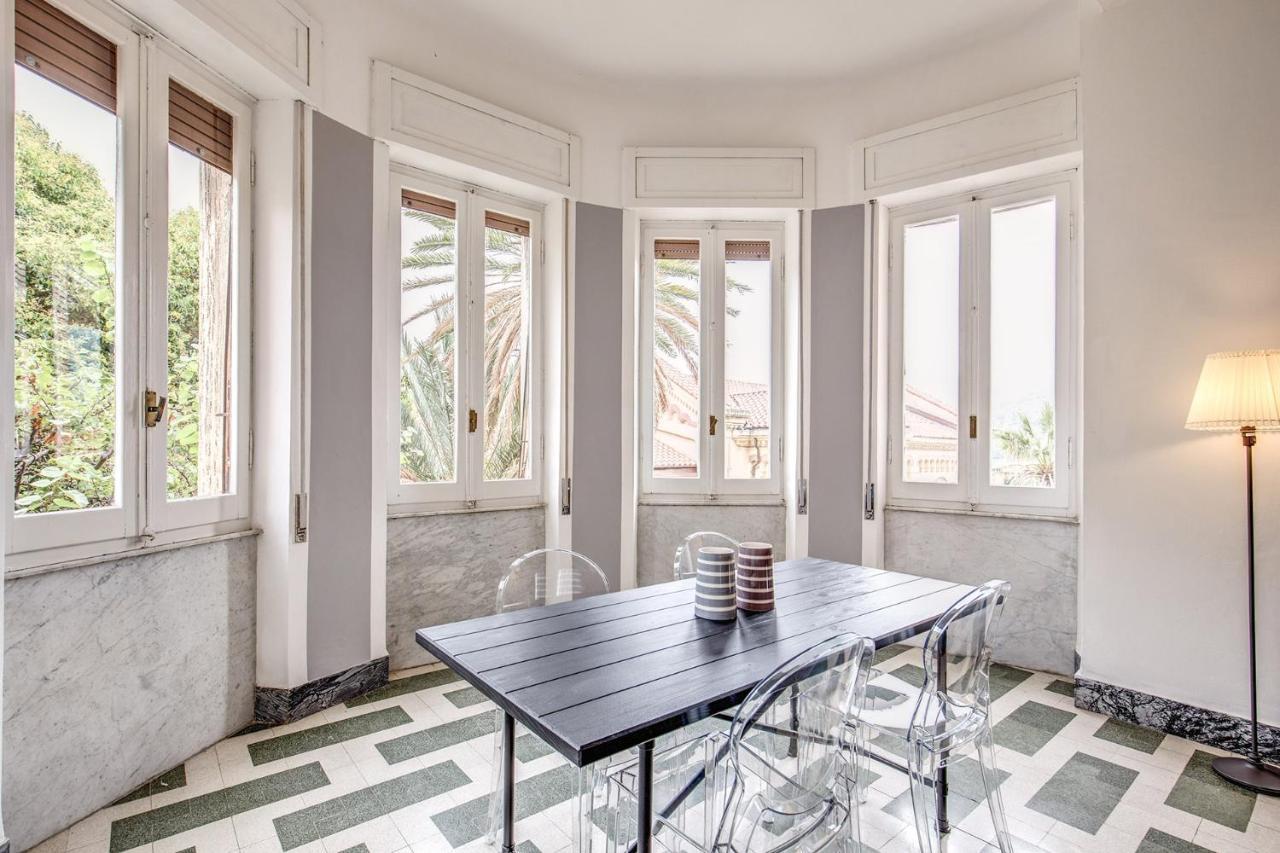 Aweshomeitaly - Bay Windows Apartment ลาสเปเซีย ภายนอก รูปภาพ