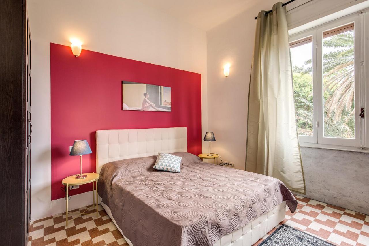 Aweshomeitaly - Bay Windows Apartment ลาสเปเซีย ภายนอก รูปภาพ