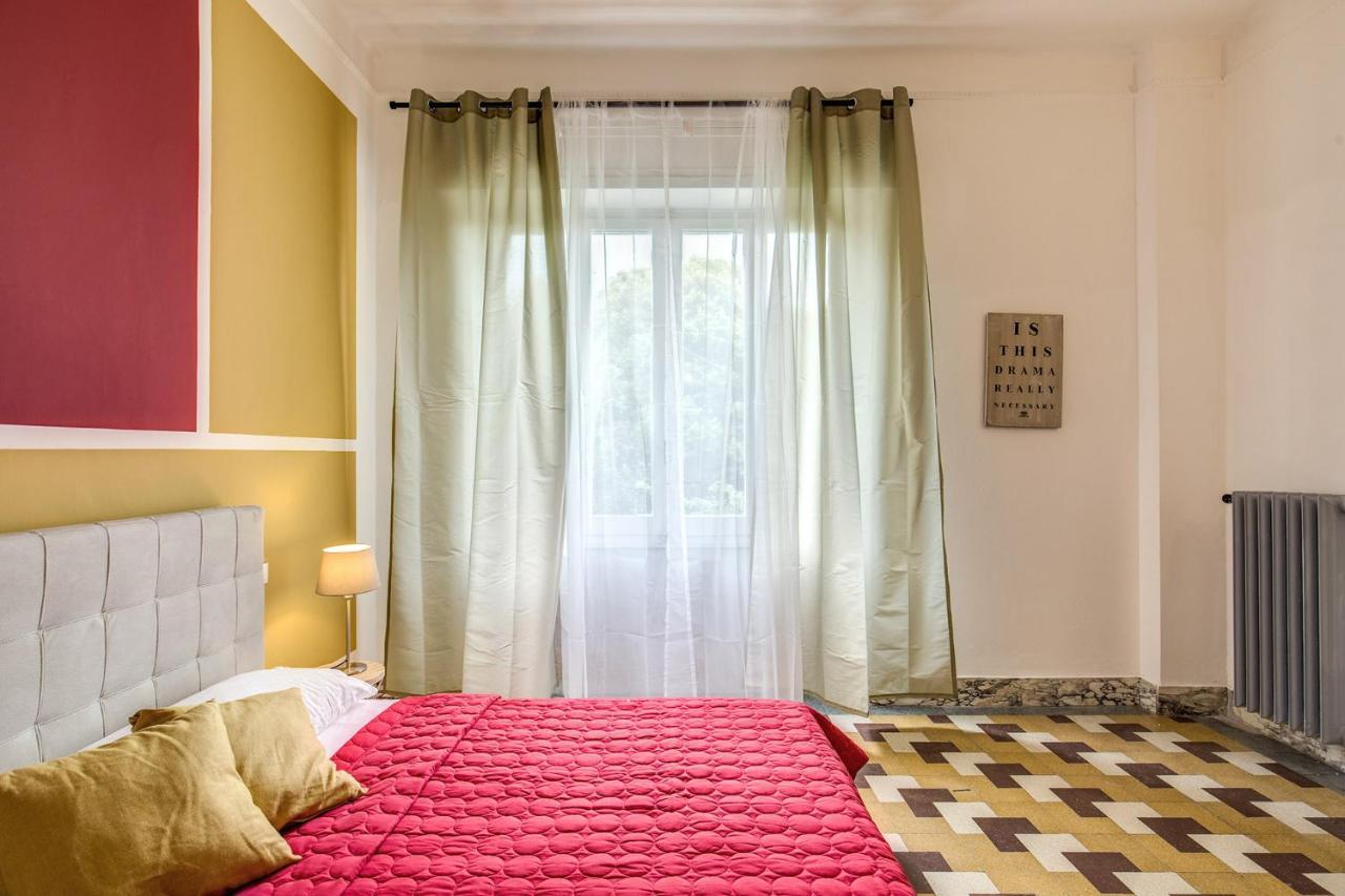 Aweshomeitaly - Bay Windows Apartment ลาสเปเซีย ภายนอก รูปภาพ