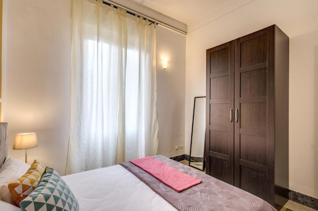 Aweshomeitaly - Bay Windows Apartment ลาสเปเซีย ภายนอก รูปภาพ