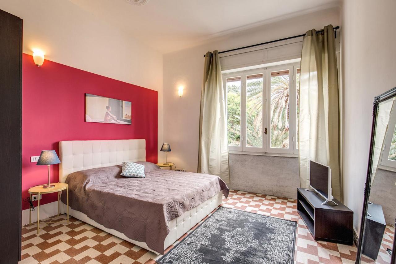 Aweshomeitaly - Bay Windows Apartment ลาสเปเซีย ภายนอก รูปภาพ