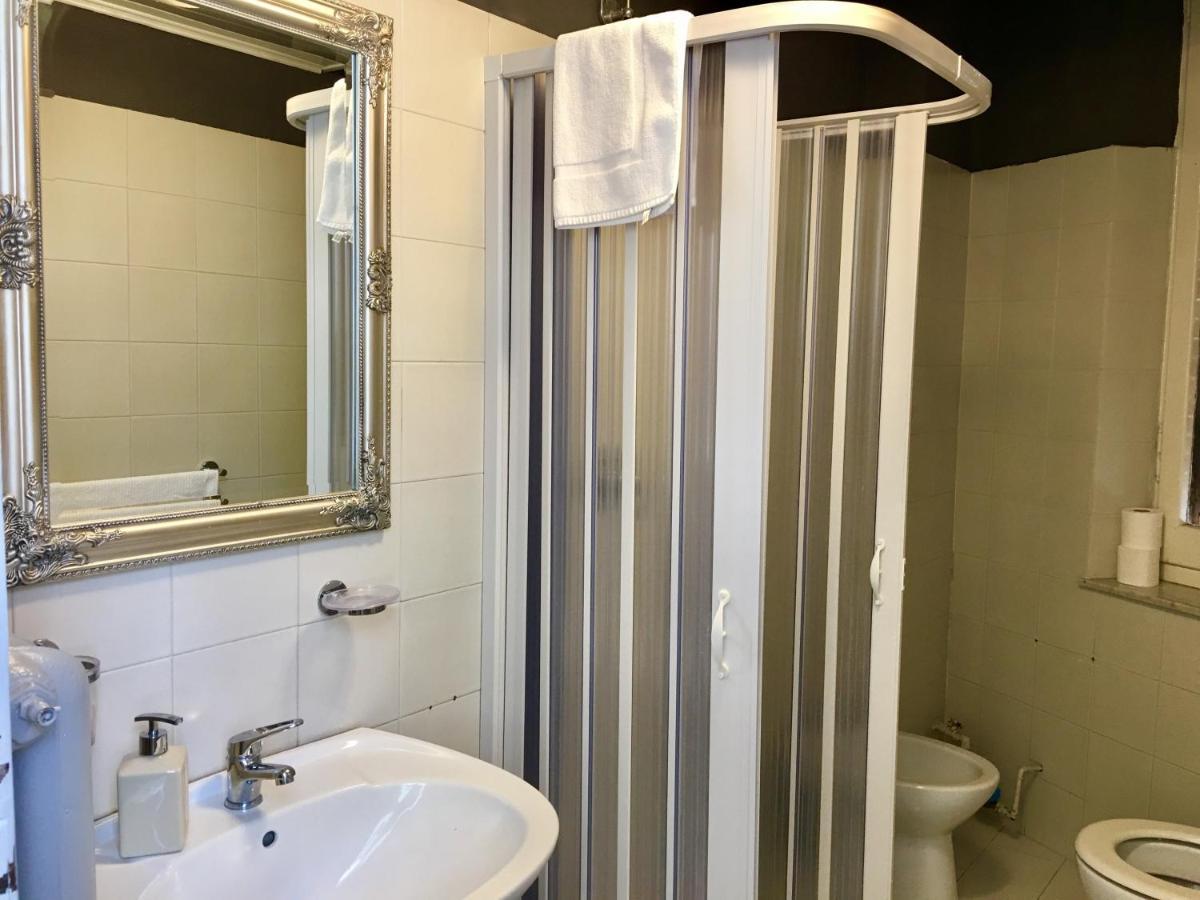 Aweshomeitaly - Bay Windows Apartment ลาสเปเซีย ภายนอก รูปภาพ